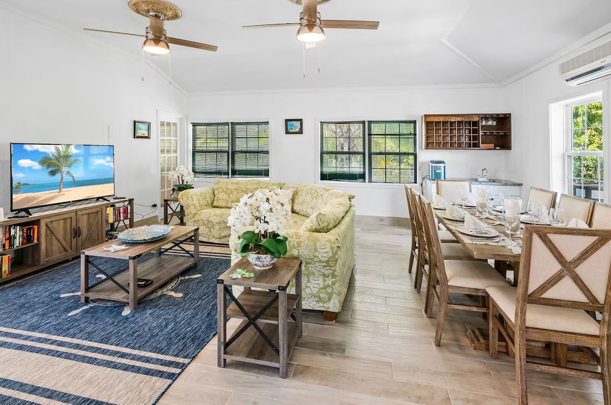 Are you planning a family getaway to Exuma? Anchorage Villa makes your dream island vacation simpler, smoother, and more unforgettable. Make your family retreat unforgettable for a lifetime and enjoy the moment right on the beach. Anchorage Exuma Villa is